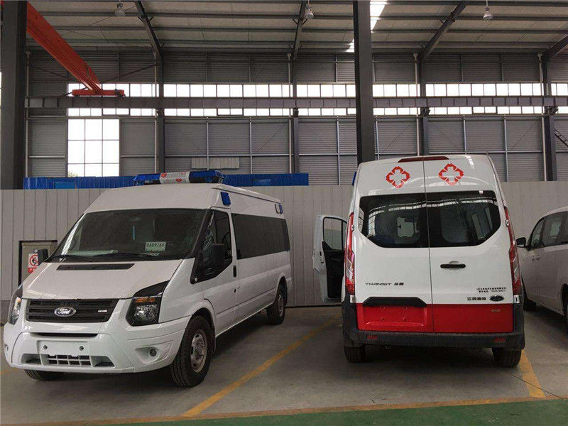 救護(hù)車購買的時(shí)候注意事項(xiàng)有哪些？這一點(diǎn)非常重要02